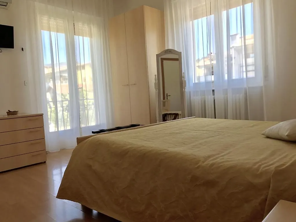 La Lanterna Hotel Garda  Guest house Garda (Verona)